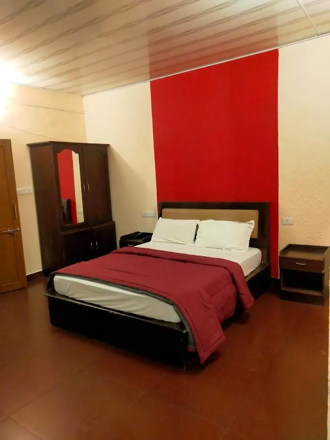 Single Tree Hotell Munnar